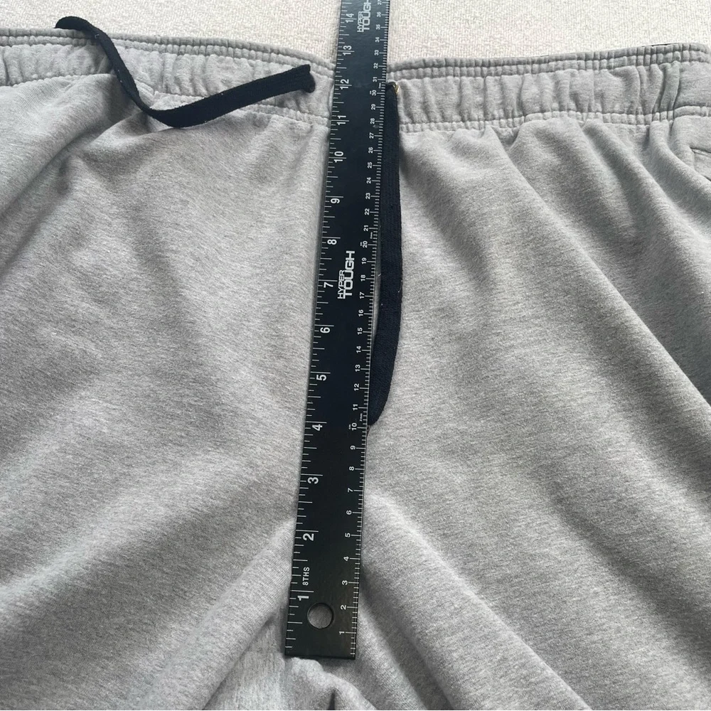 Reebok Light Gray Men's Athletic Pants~ Size XL‎ ~ Weekender